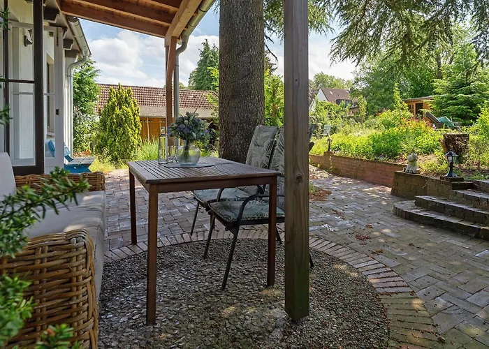 Haus An Der Zeder Malente